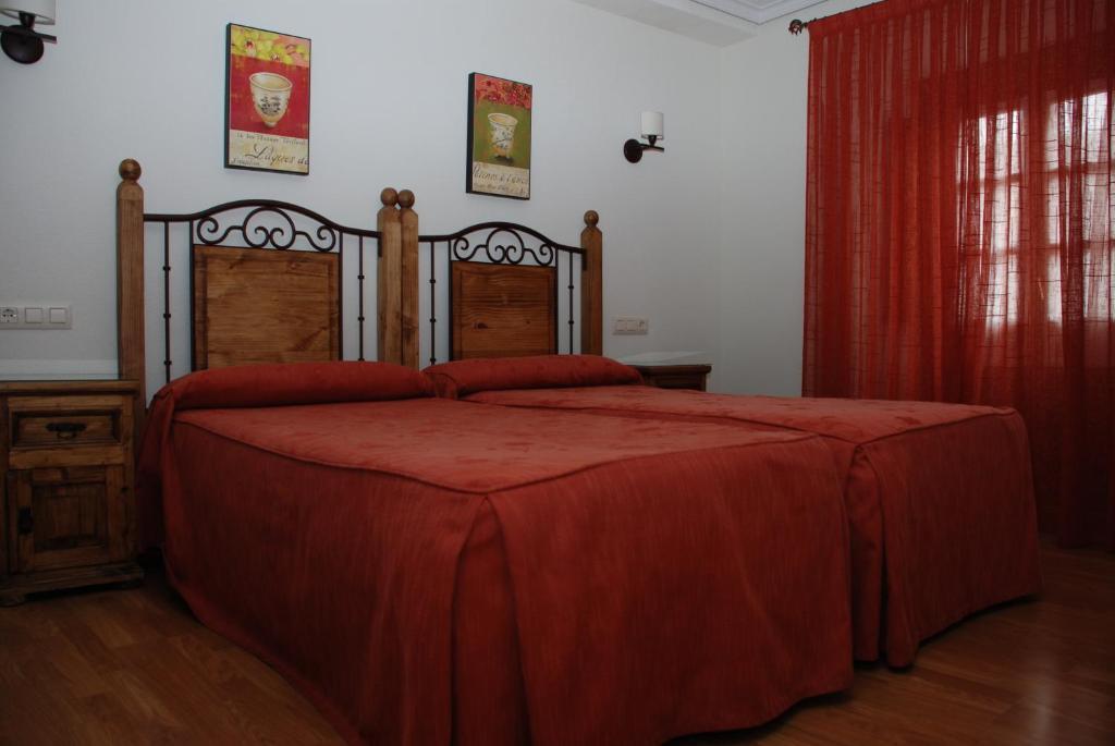 Hostal El Rastro Ávila Стая снимка