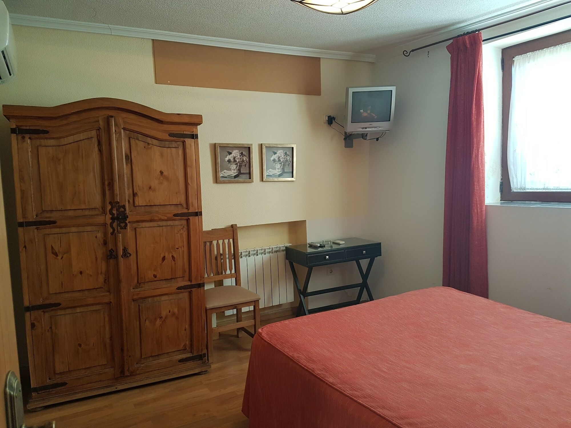 Hostal El Rastro Ávila Екстериор снимка